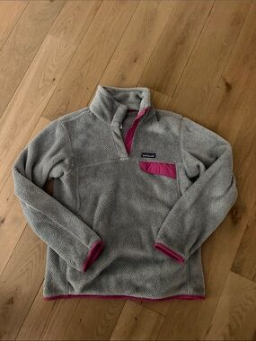 Patagonia Women’s Fleece Pullover Jacket